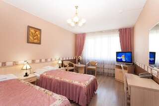 Гостевой дом Владыкино Апарт-Отель Москва Двухместный номер эконом-класса с 2 отдельными кроватями, общей ванной комнатой и кухней-1